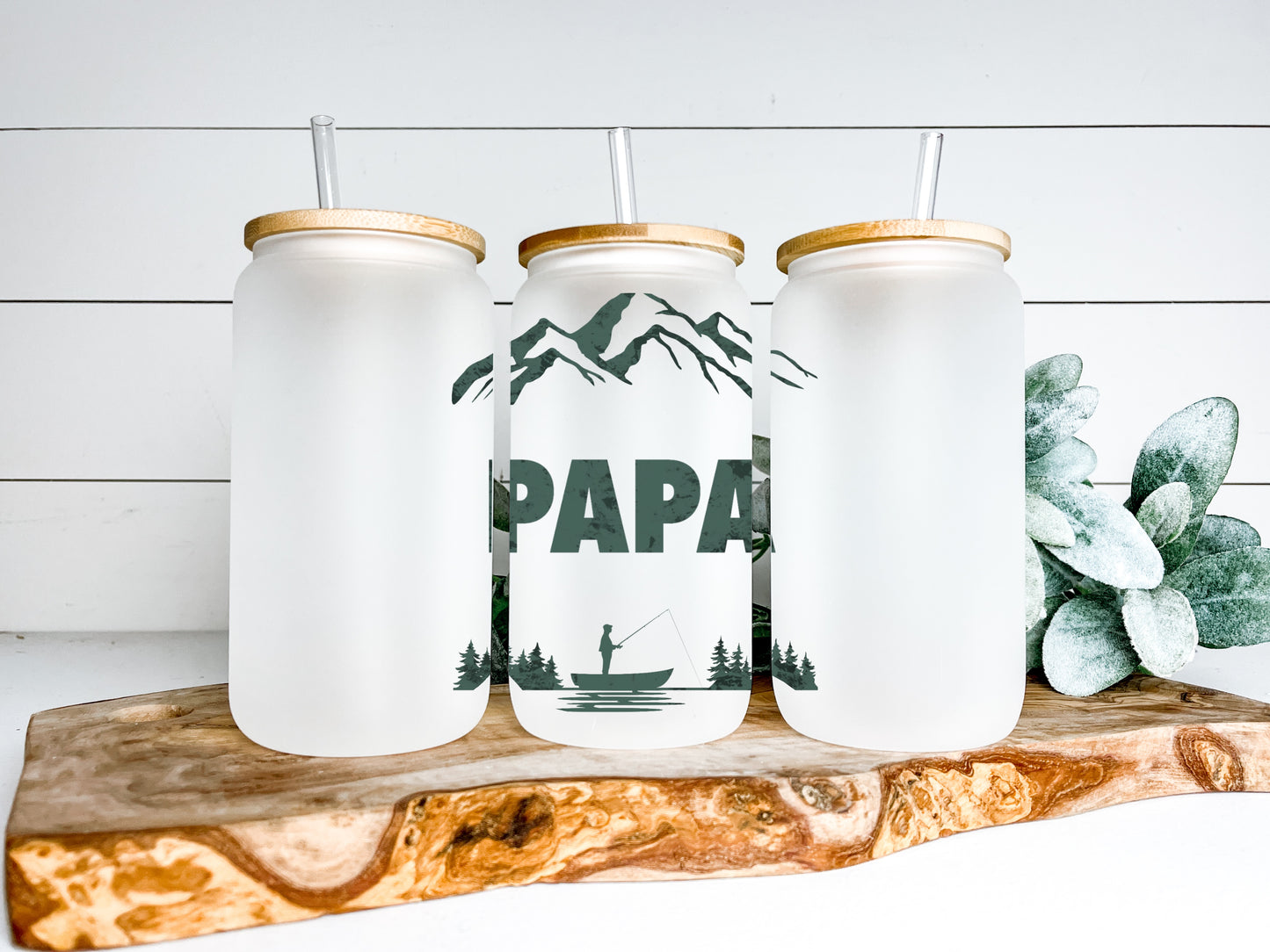 Papa, pêche, lac et montagnes